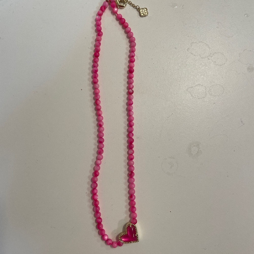 Kendra Scott beaded ari heart necklace pink